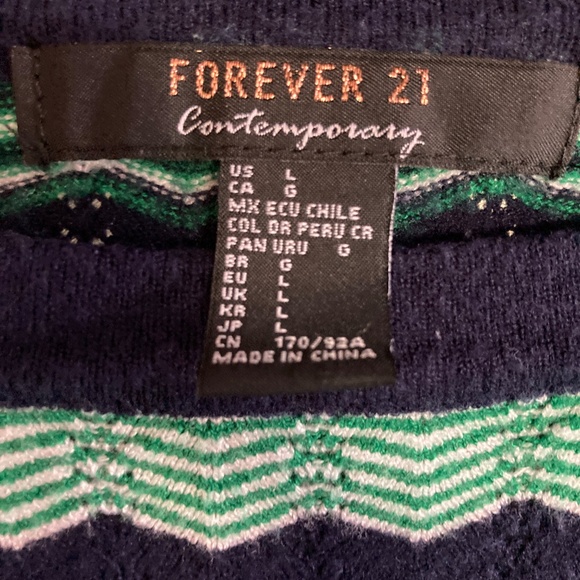 Brilliant Navy and Green Cropped Sweater - Picture 5 of 5